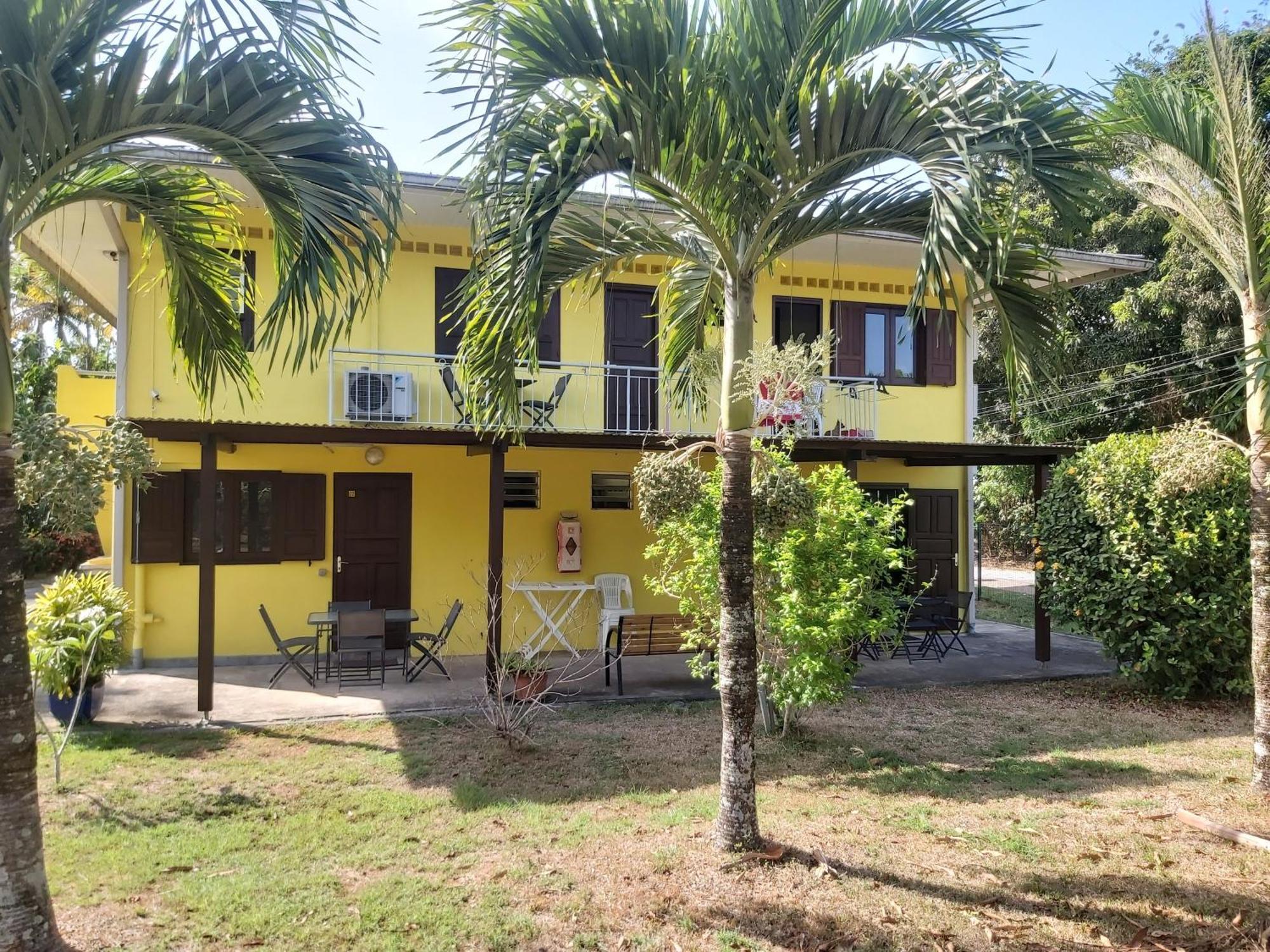 Au Petit Canal Fleuri Camp de Remire Ngoại thất bức ảnh
