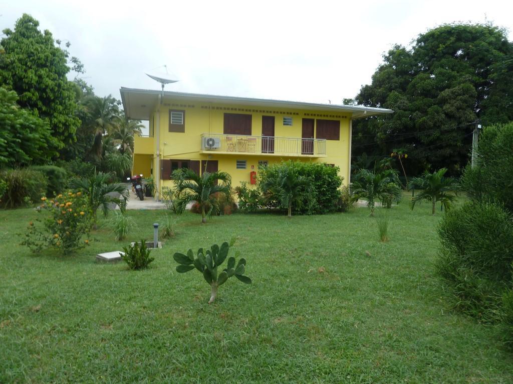 Au Petit Canal Fleuri Camp de Remire Ngoại thất bức ảnh